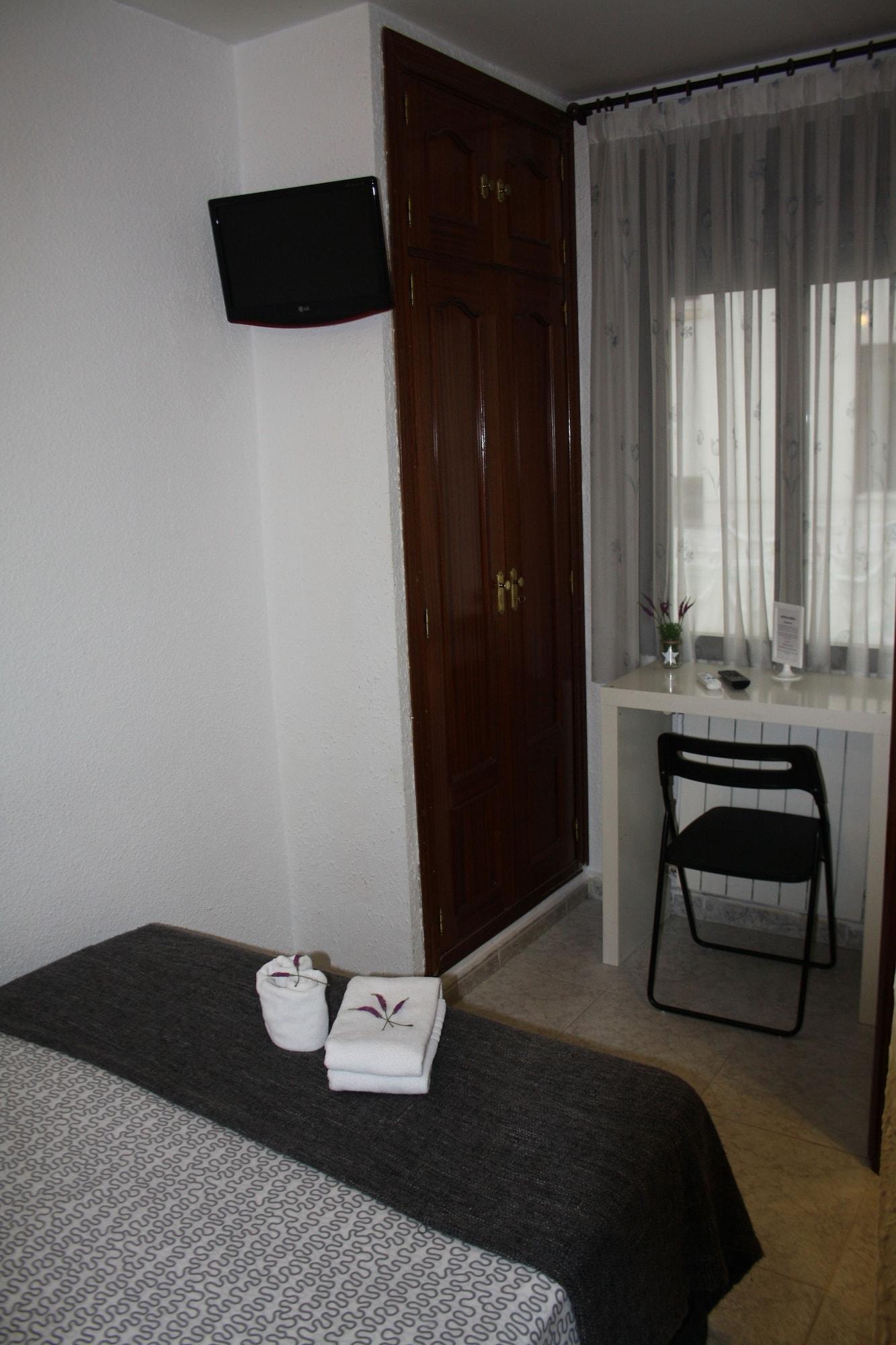 Hostal Rofer Madrid Exterior foto