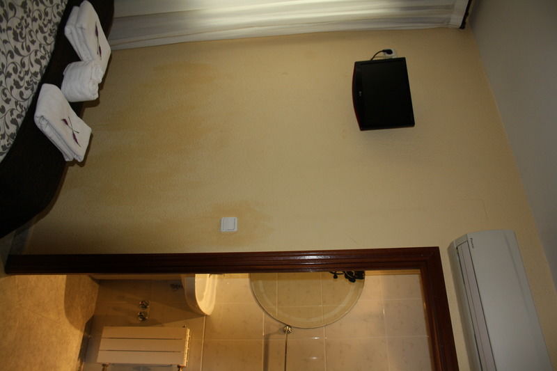 Hostal Rofer Madrid Exterior foto