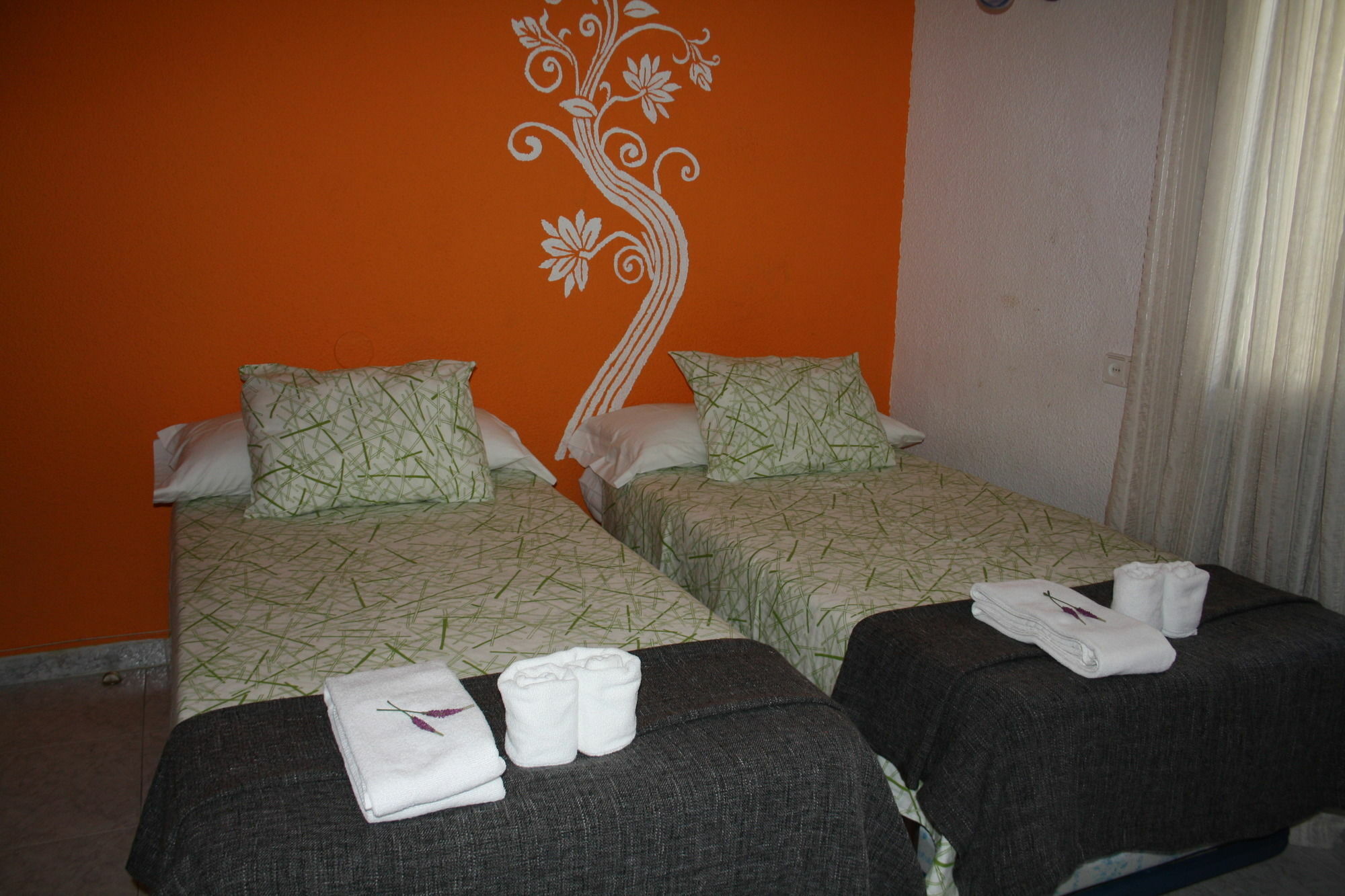 Hostal Rofer Madrid Exterior foto