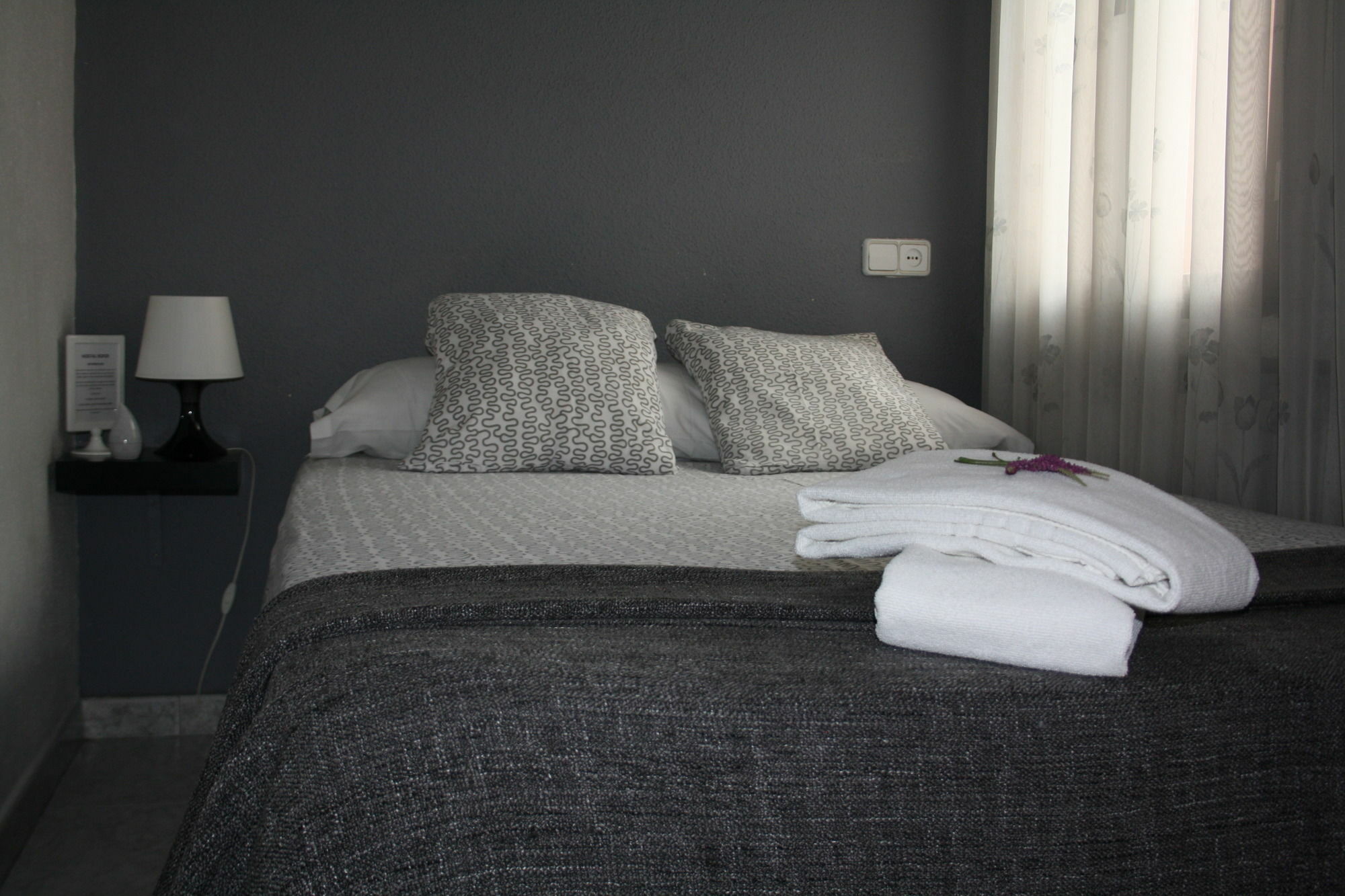 Hostal Rofer Madrid Exterior foto